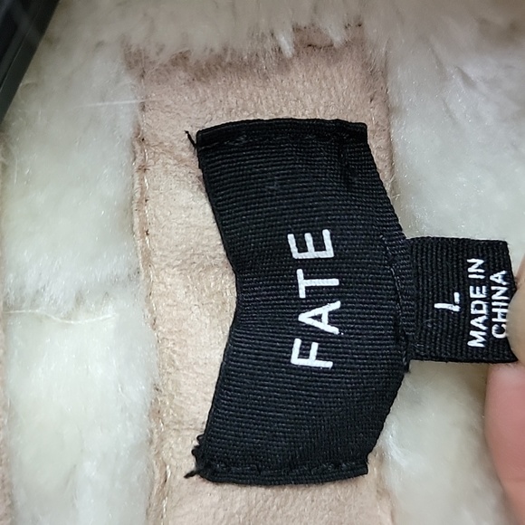 FATE FUR OPEN VEST/SIZE L - Picture 4 of 10